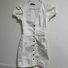 Bershka パフスリーブミニワンピースのサムネイル