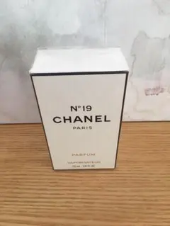 シャネル No 19 香水　未使用、未開封　値下げしました