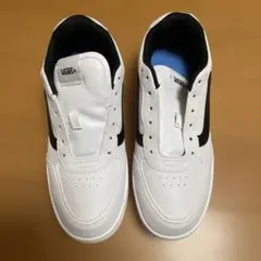 VANS ホワイト ブラック スニーカー25.5㎝　新品未使用