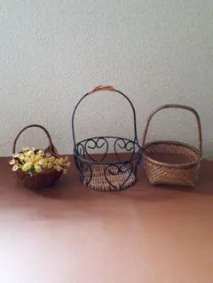 ワイヤーと籐のバスケット3点セット