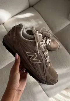 New Balance 204L Mushroom/Arid Stone