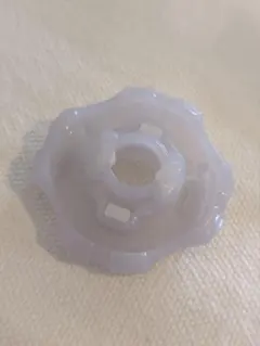 ベイブレードX　4-55　ラチェット　白