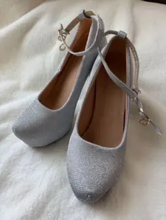 【新品・未使用】パンプス　ブライダルシューズ ストラップ 12cm ヒール