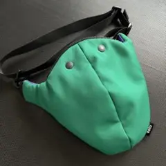seto コドモサガリ　ボディバッグ　ショルダーバッグ　カエル