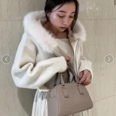 スナイデル ファーニットフーディ アイボリー