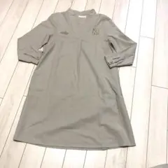 今日だけ価格。perigueuxベージュにジブリ刺繍綿混チュニックワンピース