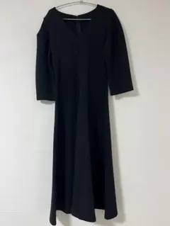 美品✨Birthday Bash バースディバッシュ　Vネック ワンピース