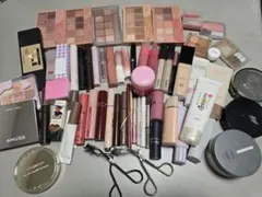 コスメまとめ売り イエベ春向け 60点 ビューラー2点 セット売り