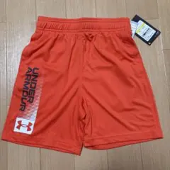 【新品未使用】アンダーアーマー UNDER ARMOUR ハーフパンツ 140