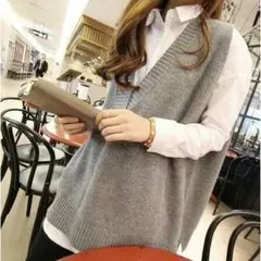 コットン素材　ベスト　カーディガン　編み込みニット　ジレ　Vネック