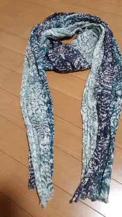 青系と白系のグラデーションストール