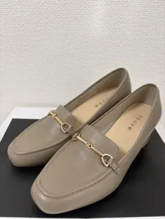 REGAL Fauve 23.5cm ヒールパンプス　ベージュ