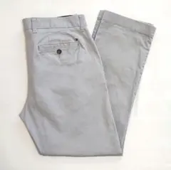 ★TOMMY HILFIGER グレー チノパン