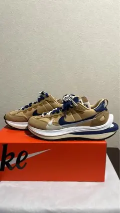 NIKE x sacai VaporWaffle Sesame