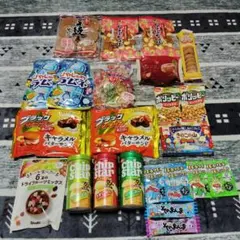②カップ麺、お菓子、ジュース等色々29点 - メルカリ