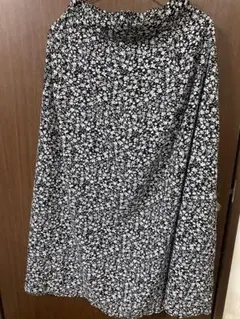 しまむらスカート Lサイズ 花柄 ブラック