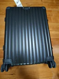 RIMOWA TOPAS STEALTH UA別注 （35リットル） - メルカリ