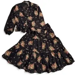 インゲボルグ 花柄セットアップ ブラウス スカート フリル リボン タック 黒