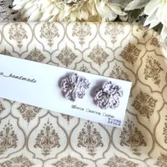 【レース編みフラワーのちびピアス  ✿ライラック】レース編み かぎ針編み ニット