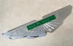 匿名配送】アストンマーチャン 担当称号アクリルバッジ - メルカリ
