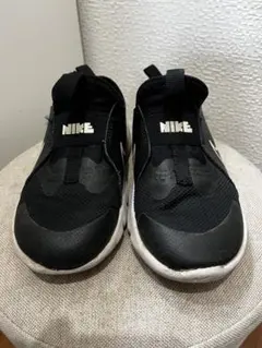 Nike ブラック フレックスランナー 16cm