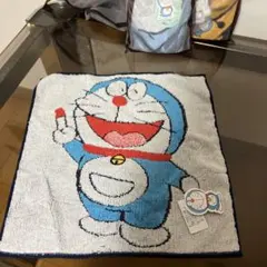 【新品】ドラえもん　タオルハンカチ　大判