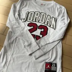 ジョーダン　キッズロンT サイズM