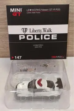 MiNiGT LBWORKS Nissan GT-R police - メルカリ