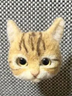 猫ちゃんブローチ