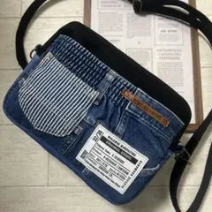 Item thumbnail for item d1f78f0c-24ab-46b9-aa5d-06d199cbf046