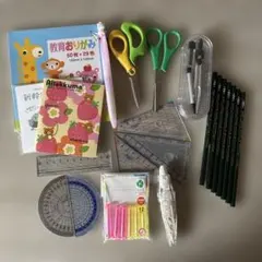 文房具まとめ売り リラックマふせん キティちゃんペン　デコレーションテープ他