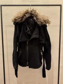 Item thumbnail for item 6b5b08a2-f3cf-49e2-a29c-c62883111c1a