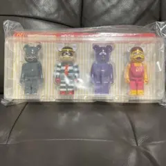 マクドナルド✖️ゴジラ　ベアブリック