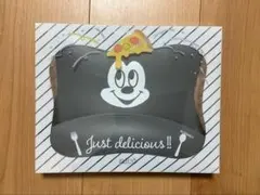 Disneyデザイン　シリコンビブ nico　食事用エプロン
