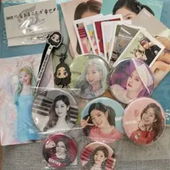 TWICE 缶バッジ Candy Pop まとめ売り ハイタッチ会 限定 セット Amazon.co.jp: TWICE 缶バッジ ツウィ 赤服 Candy pop : おもちゃ