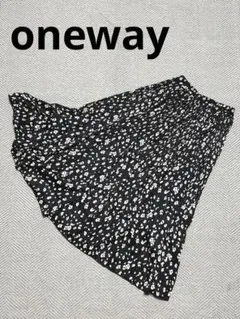 未使用級 oneway abc une face 総柄 ロングスカート Mのサムネイル