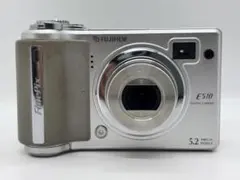 FUJIFILM FinePix E510 コンパクトデジタルカメラのサムネイル
