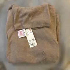 ユニクロ HEATTECH ベージュ 長袖 Tシャツ L