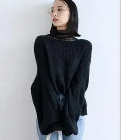 ★タグカット新品未使用★ モヘアライクショート丈ニット