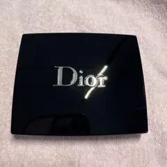 ほぼ新品　Dior サンククルールクチュール　079 BLACK BOW