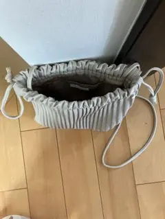 ベージュ プリーツ ショルダーバッグ