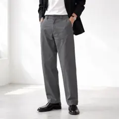 ユニクロ【61】ベイカーパンツ ストレート チノ素材 アジャスター付き