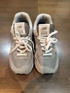 New Balance Classic 574 グレー スニーカーのサムネイル