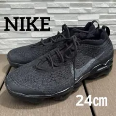 NIKE vapormax フライニット 2023 黒　24㎝　スニーカー