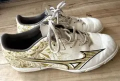 MIZUNO ALPHA サッカーシューズ 白金葉模様