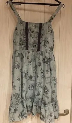 □axes femme ワンピース