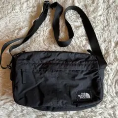 THE NORTH FACE ブラック ショルダーバッグ
