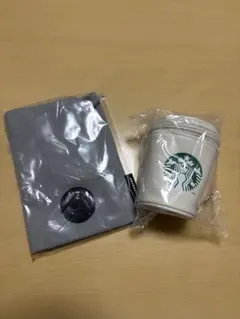 スターバックス福袋2026 ボトルサコッシュ・カップポーチセット