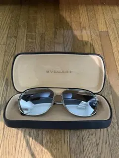 BVLGARI ブラック サングラス ケース付き BVLGARI ブラック サングラス ケース付き - メルカリ