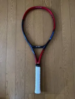 【超美品】ヨネックス（YONEX） Ｖコア100　G2 ラケット　ほぼ新品